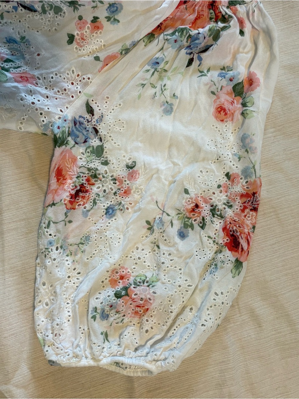 Boho White Floral Eyelet Puff-Sleeve Blouse with Pink Rose Print - Picture 3 of 3